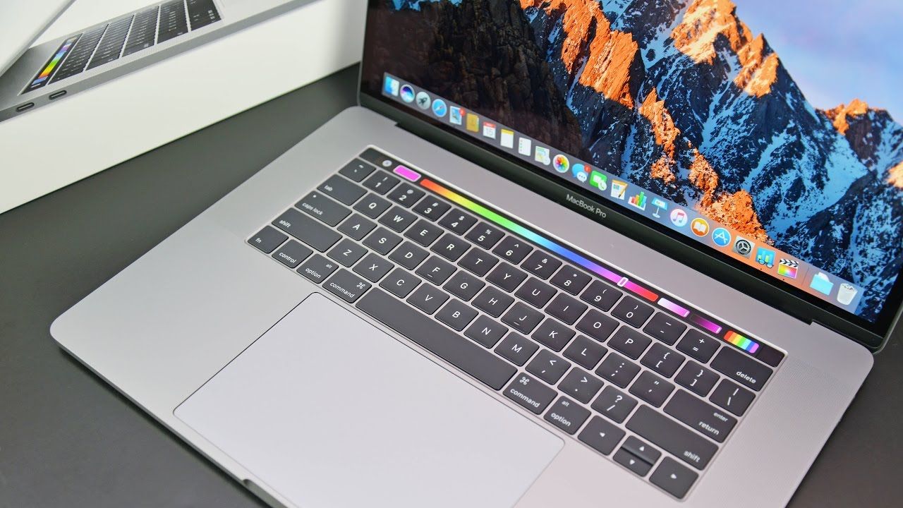 В США запретили провоз в самолетах ноутбуков MacBook Pro