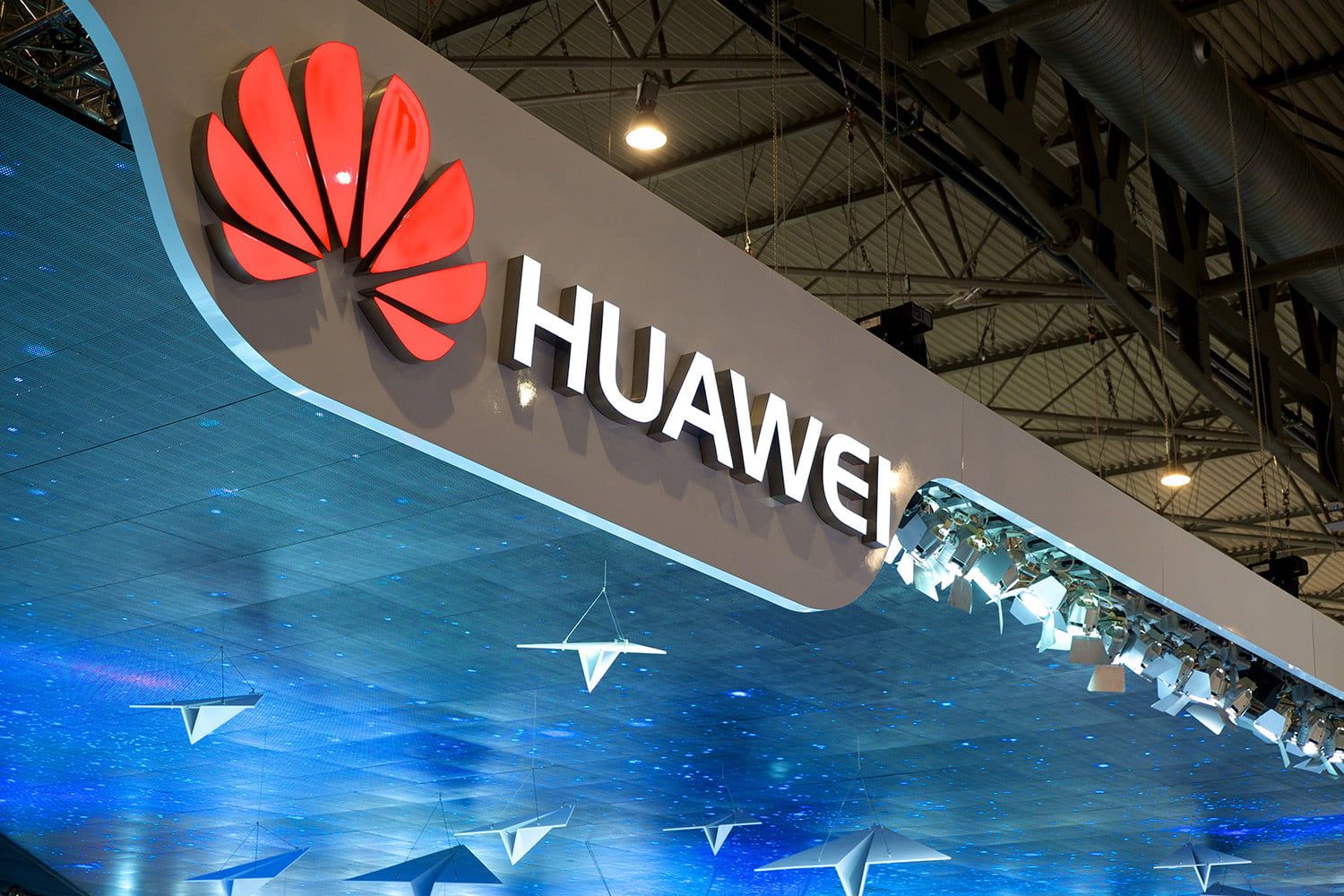 huawei-logo-1-1500x1000-1.jpg