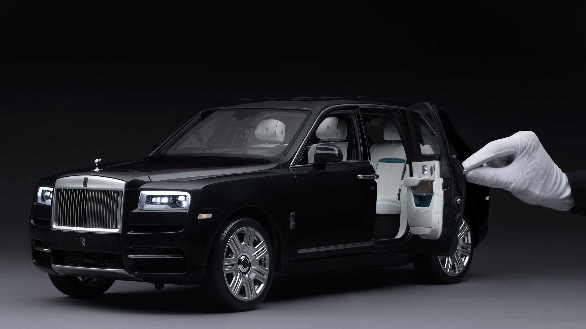 rolls-royce-cullinan-1-8.jpg