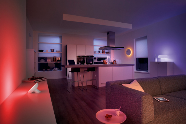 Philips-Hue-Bloom-1.png
