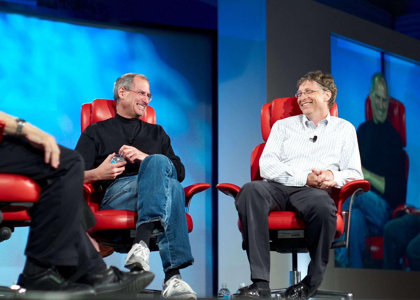 Steve_Jobs_and_Bill_Gates_-522695099--1.jpg