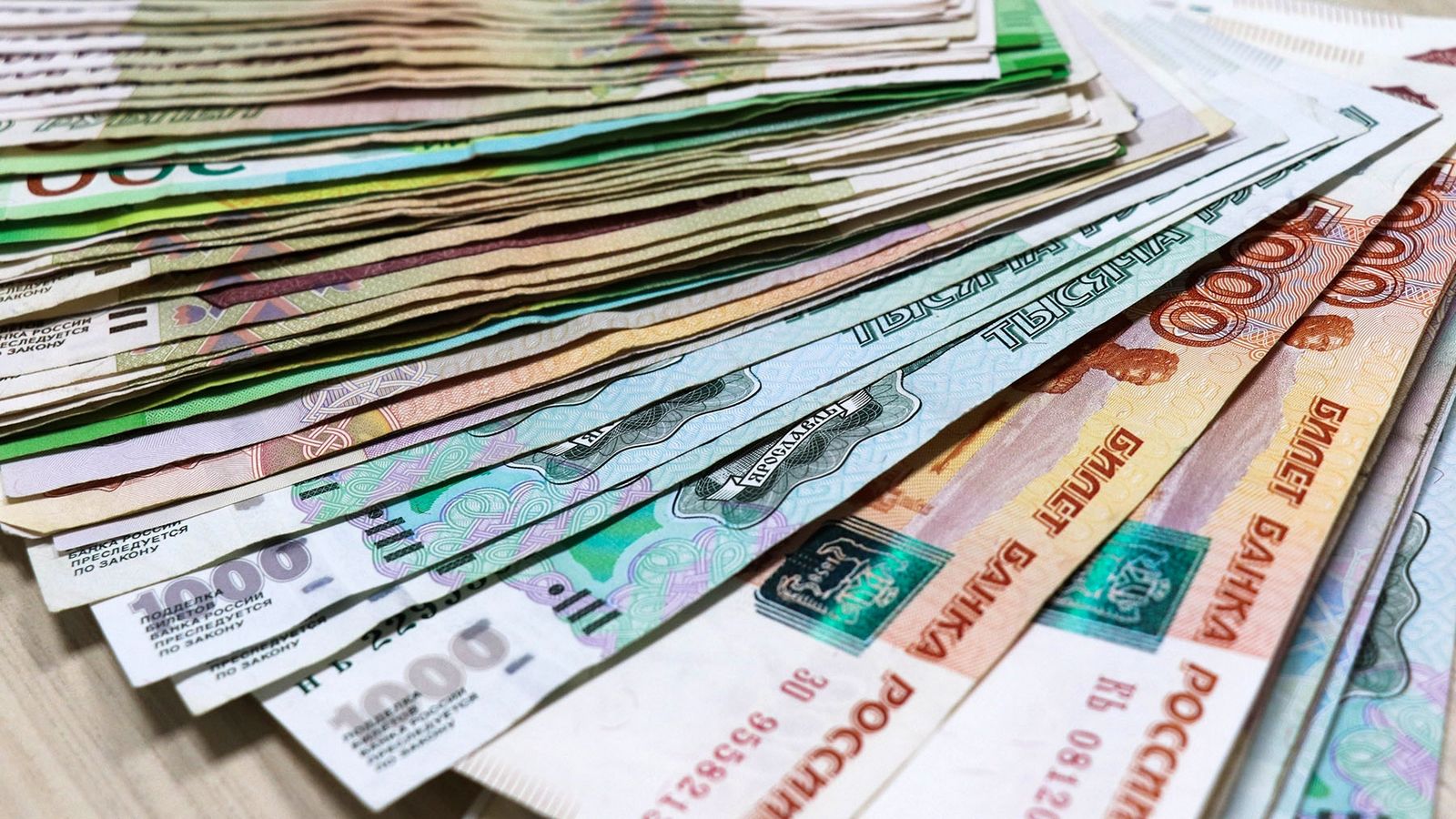 В 2020 году зафиксировали рекордный рост наличных в России