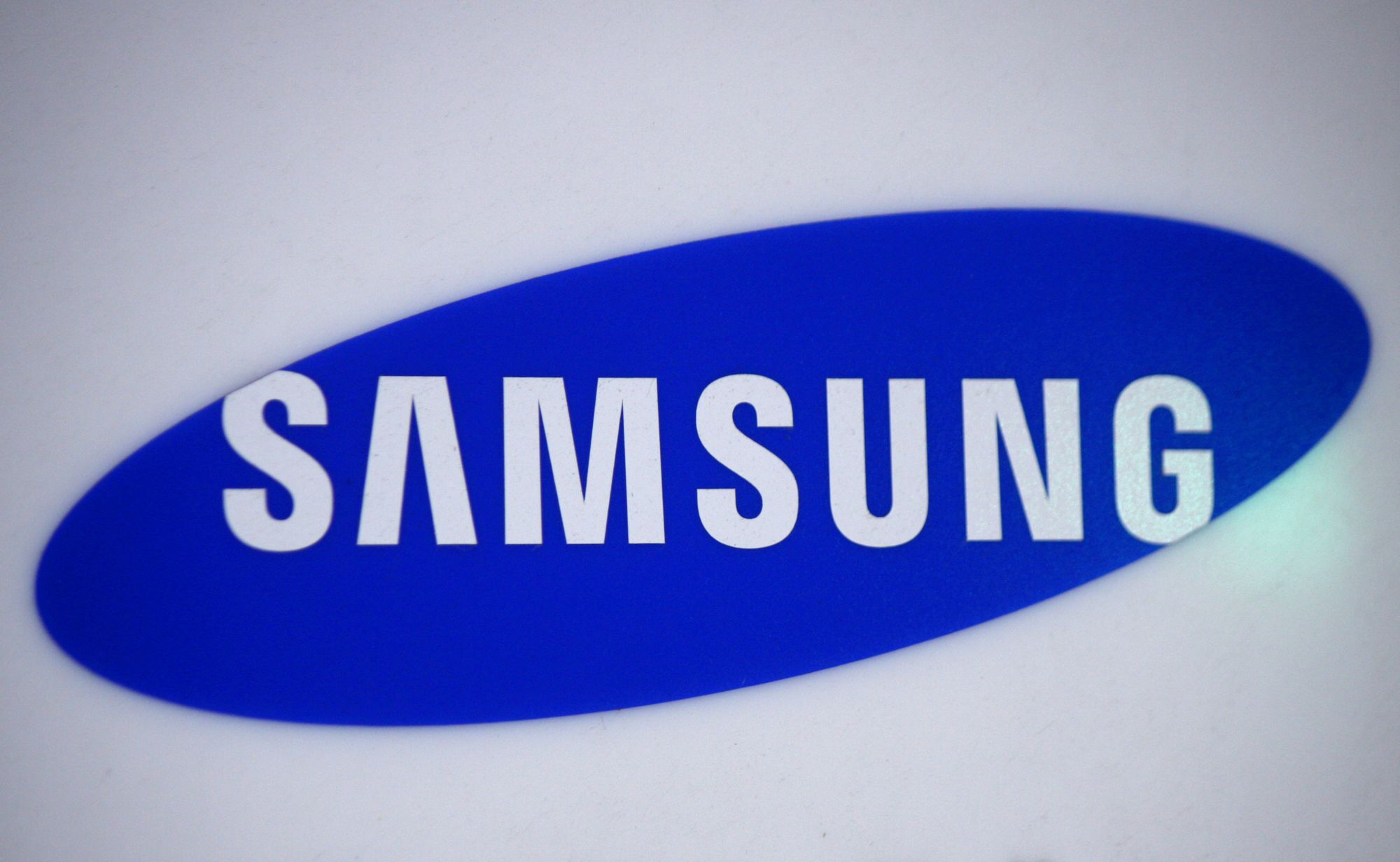 Samsung разрабатывает планшет с большим гибким экраном