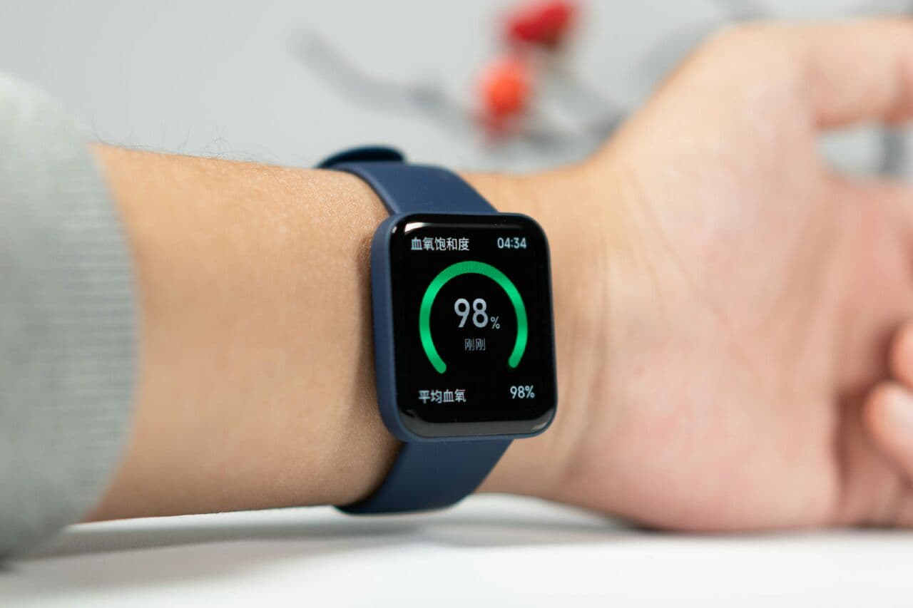 Redmi представила умные часы Watch 2
