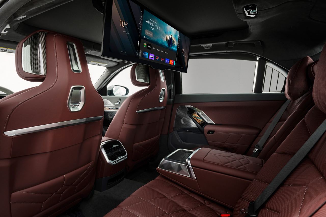 Анонсирован электромобиль BMW 7-й серии с запасом хода до 483 км