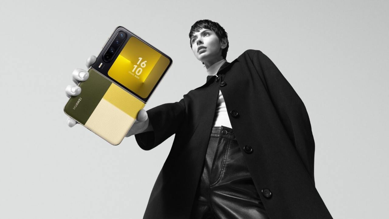 Представлен нестандартный складной смартфон Huawei Pura X с соотношением сторон 16:10